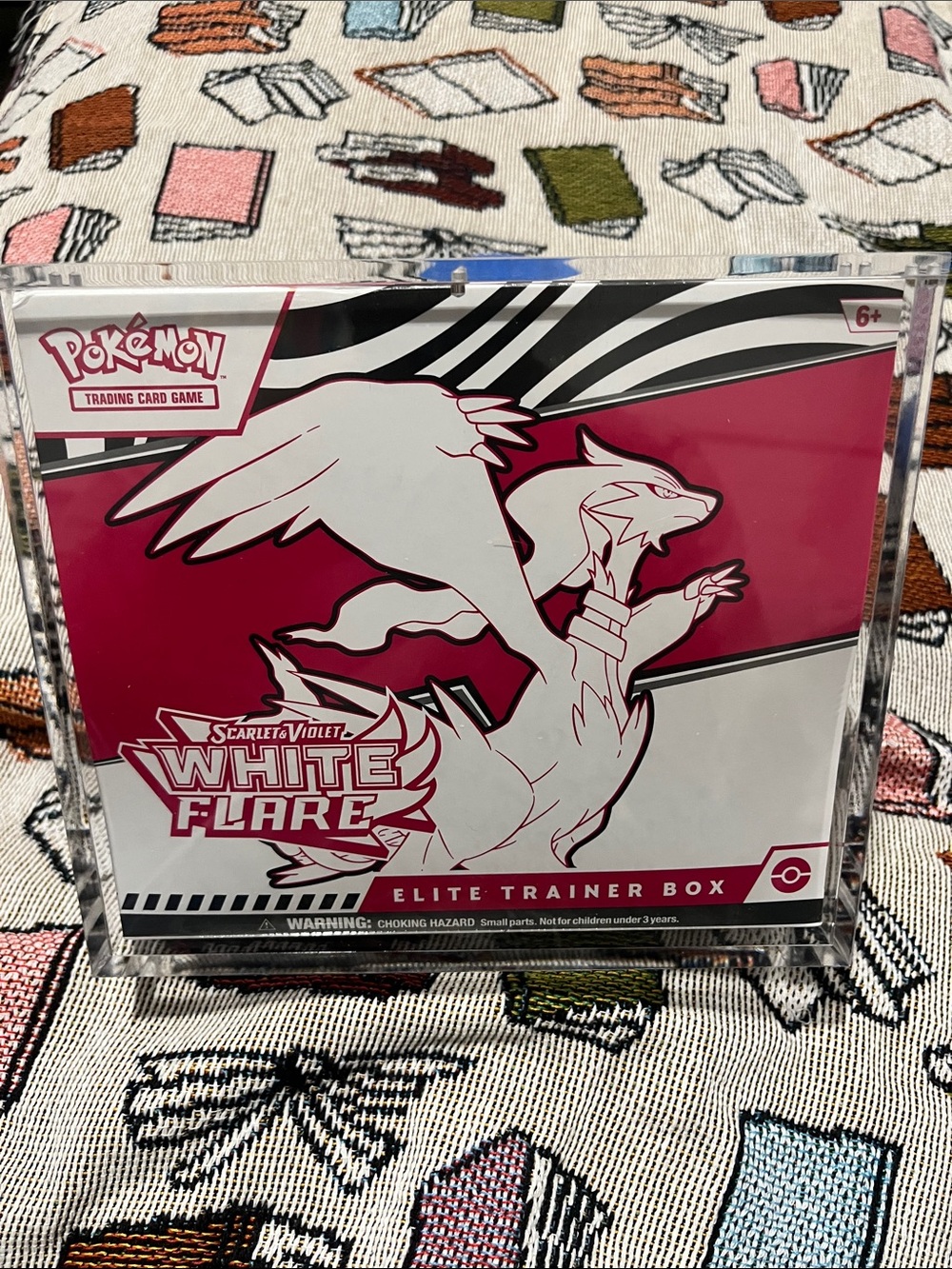 Pokemon White Flare Elite Trainer Box - Pink and White